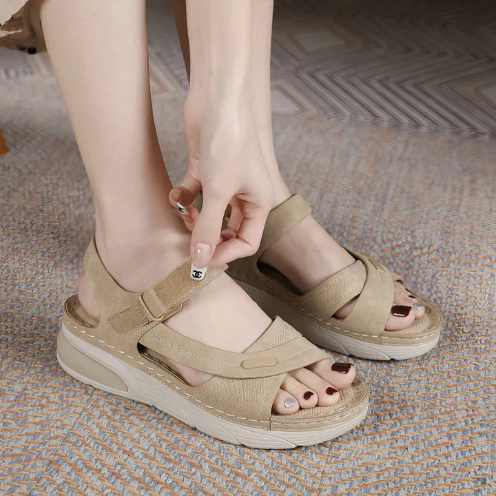 Thyra – bequeme damensandalen für den sommer