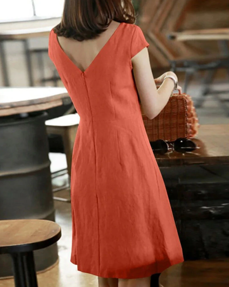 Elegantes sommerkleid mit zarten armeln