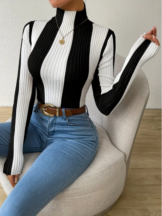 Julee – gestreifter rollkragenpullover