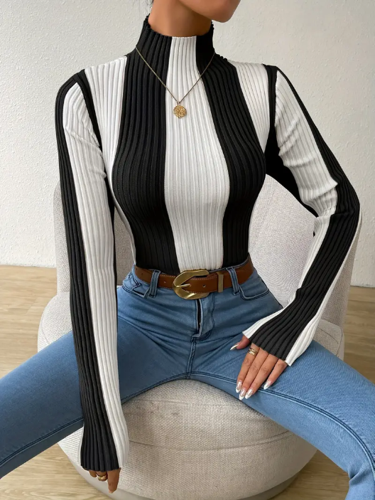 Julee – gestreifter rollkragenpullover
