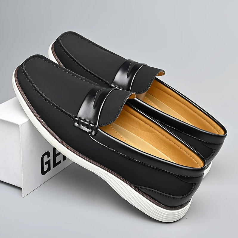 Hochwertige herren-loafer aus leder – elegantes schuhdesign
