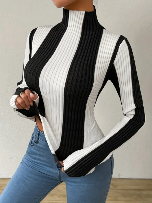 Julee – gestreifter rollkragenpullover