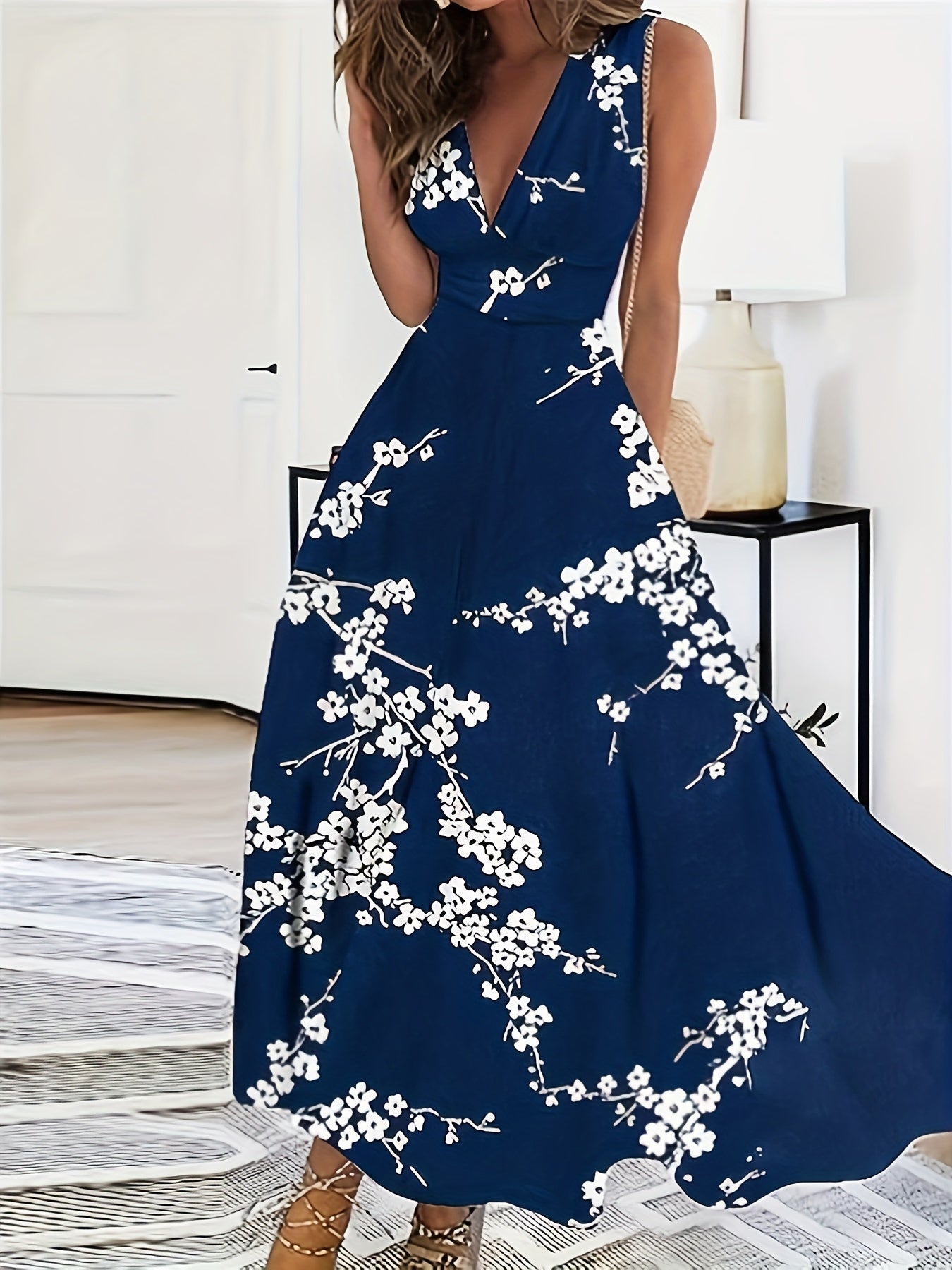 Weißes maxikleid mit blumenmuster - Emilia