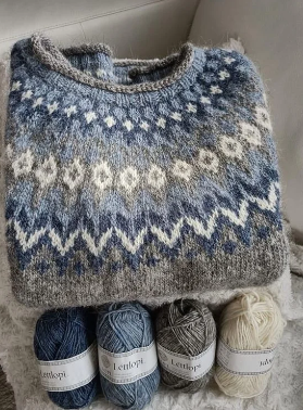 Zoey – geometrischer kontrastpullover