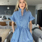 Charlotte – blau gestreiftes kurzarm-maxikleid