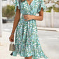 Mia – modernes, kurzärmeliges minikleid mit blumendruck