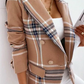 Winterpullover für damen mit kariertem und gestreiftem patchworkmuster