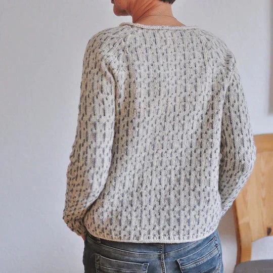 Louisa - schicker grauer pullover mit rundhalsausschnitt
