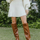 Elegantes set aus plissee-pullover und rock - jayline