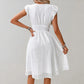 Elegantes sommerkleid mit gerüschten ärmeln