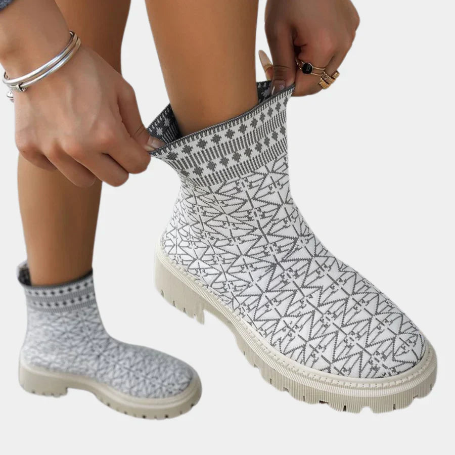 Elegante damenstiefel für einen modischen look