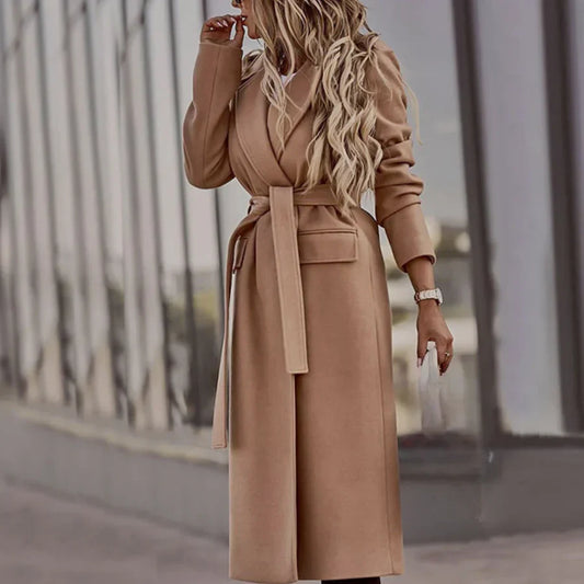 Valeraine – elegante damenjacke mit modischem gürtel