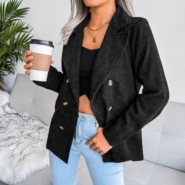 Eleganter damen-winterblazer: stilvolle wärme für kalte tage