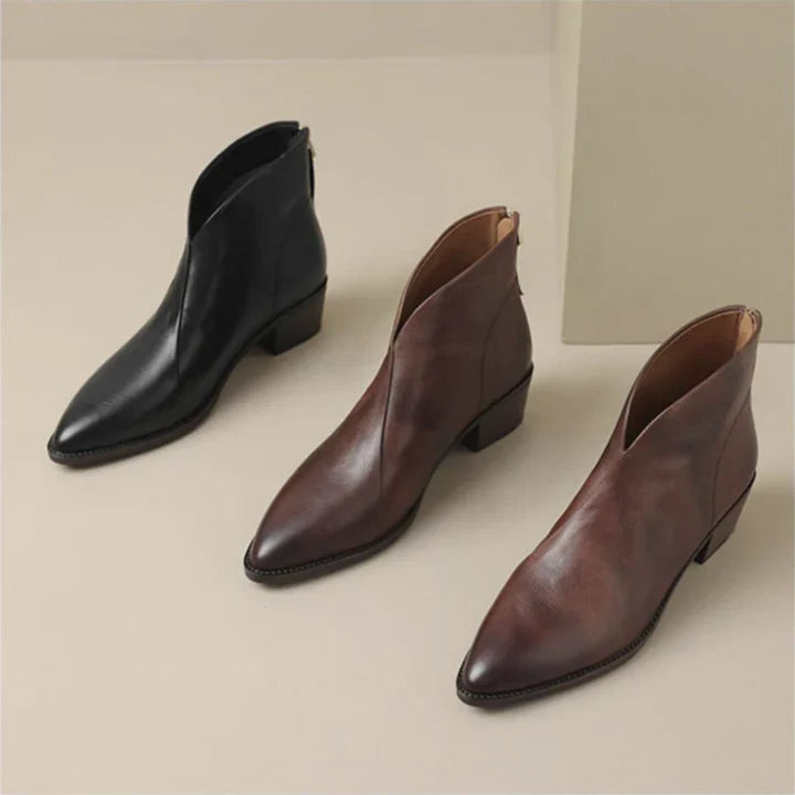 Elegante damenstiefelette aus leder mit blockabsatz
