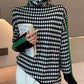 Isabelle moreau | turtle-neck gemusterter pullover