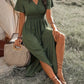 dunkelgrünes Maxi Sommerkleid mit langem Schnitt, kurzen Ärmeln und V-Ausschnitt