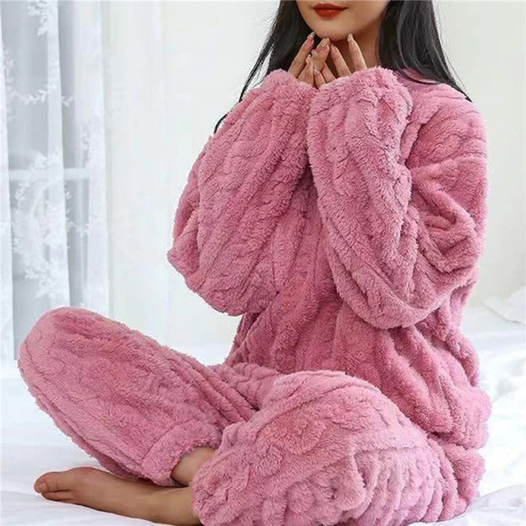 Verwöhnen sie sich mit dem schönen und bequemen rosa-pyjama-set