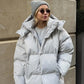 Wattierte damenjacke mit kapuze - warme daunenjacke im kurzen modell