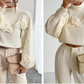 Rollkragenpullover von amihan mit blumendruck