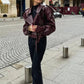 Kurze herbst-winterjacke aus leder für damen
