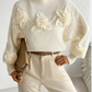Rollkragenpullover von amihan mit blumendruck