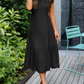 Elegantes sommerkleid - rüschendetails, taschen