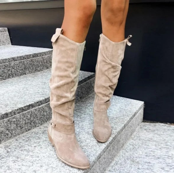 Ophira – kniehohe stiefel im modernen stil