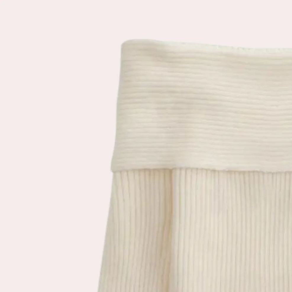 Leorina – stylischer off-shoulder-pullover für damen mit elegantem strickmuster