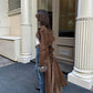 Trenchcoat aus Wildleder – braun – zweireihig – langer Trenchcoat – Damenmäntel-Leyna Moda