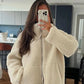 Warmer teddy-wintermantel für frauen - elegant und gemütlich für den winter