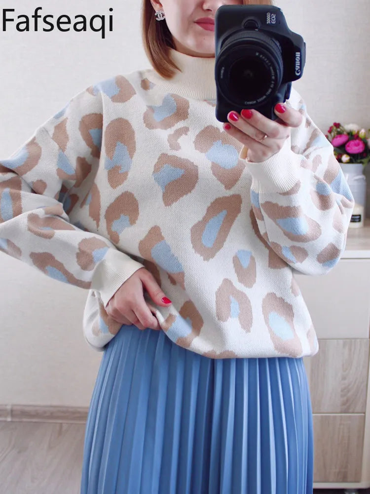Pippa – dicker rollkragenpullover mit leopardenmuster