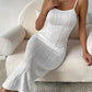 Natalie – strukturiertes cami-kleid mit schlitz hinten