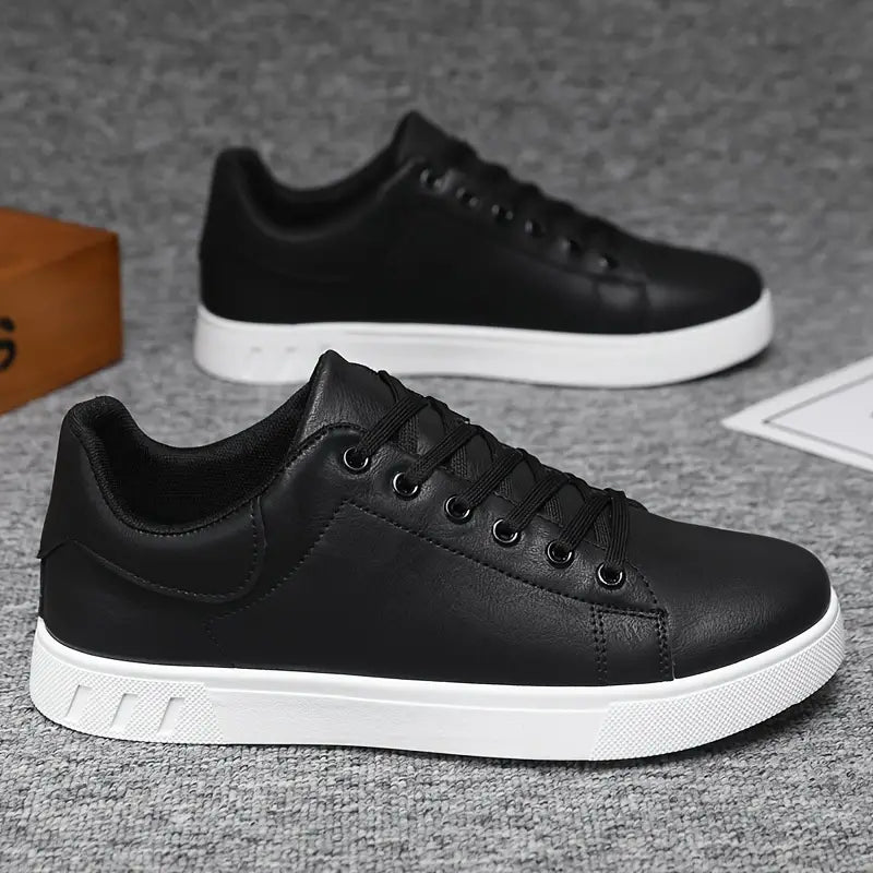 Bequemer herren-schnürschuh mit bequemer sohle
