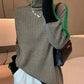 Eleganter rollkragenpullover im farbblockdesign
