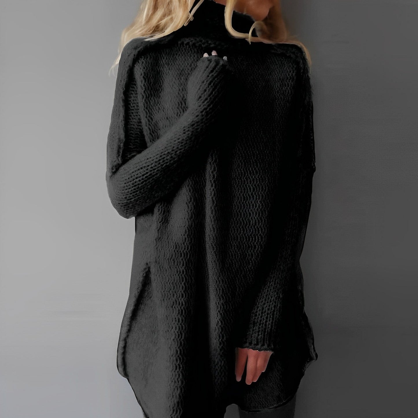 Langer gestrickter pullover