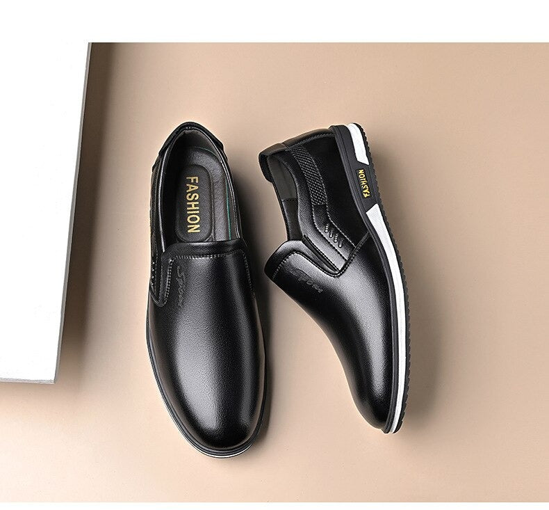 Elegante herrenschuhe aus leder in verschiedenen farben