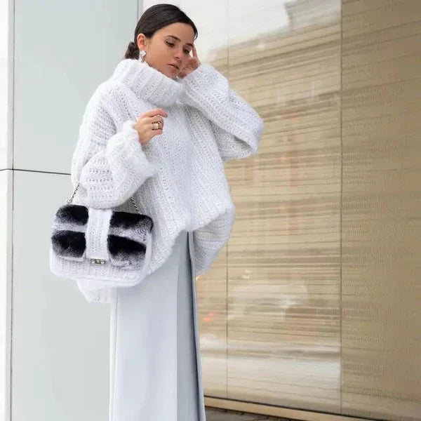 Damenpullover – mit flauschigem rollkragen und kreuzstichmuster