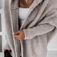 FIENA - Lange stylische Strickjacke mit Kapuze für den Herbst
