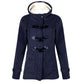 Voorkant blauwe winterjas voor dames met capuchon en knopen